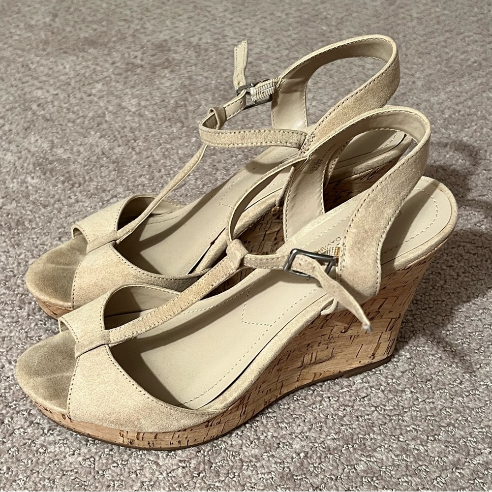 Cork beige wedges